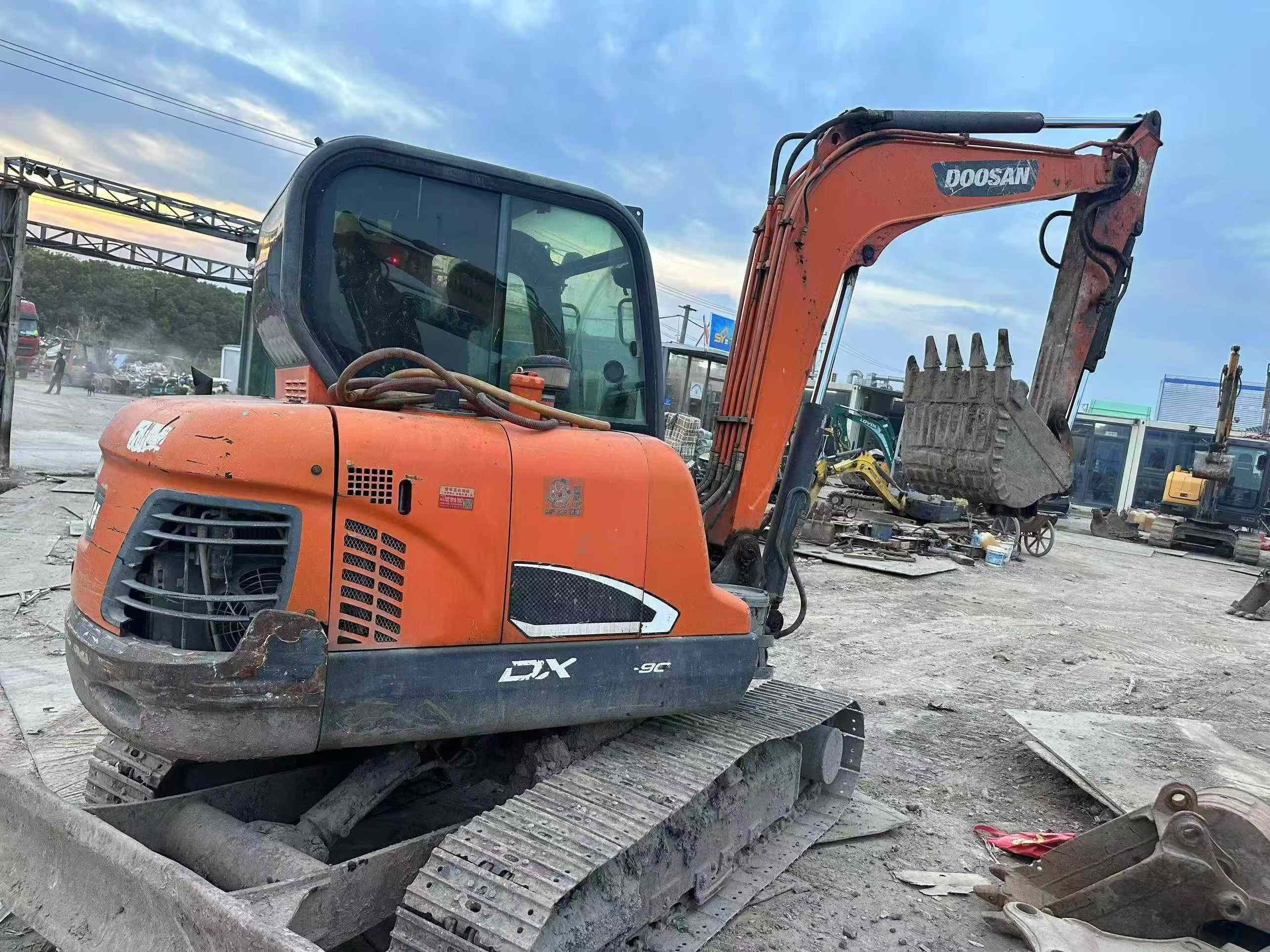 Buy Doosan DH55 Used Excavator / 3 Buy Doosan DH55 Used Excavator / 3