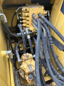 Купить Подержанный Экскаватор Komatsu PC130-8 / 7 Купить Подержанный Экскаватор Komatsu PC130-8 / 7