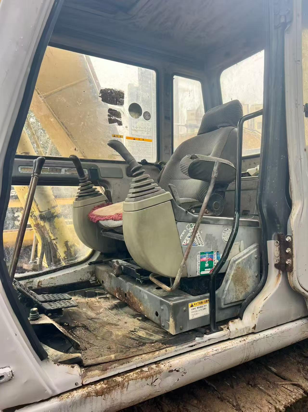 Buy Sumitomo SH120A2 Used Excavator / 3
