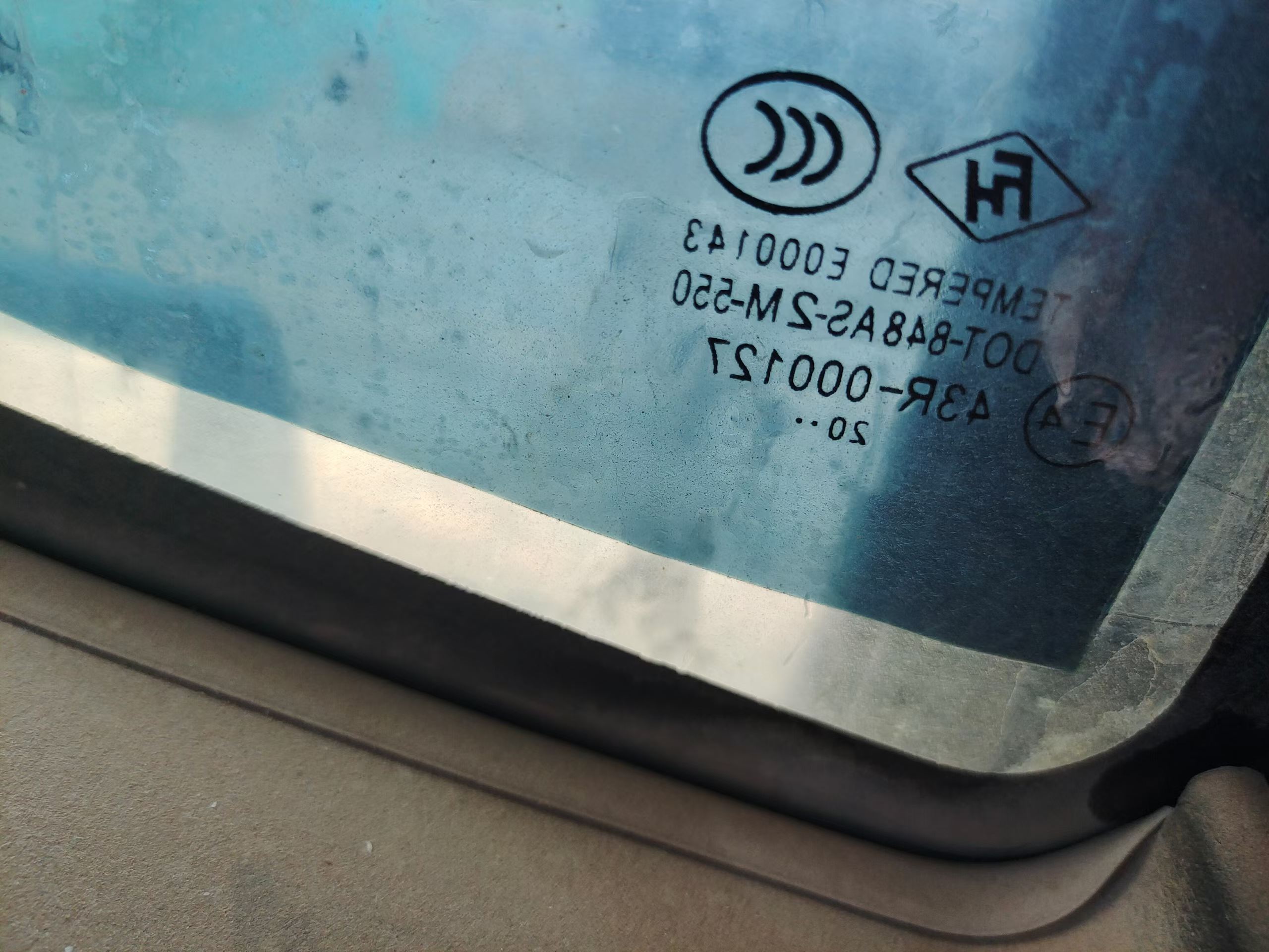 Buy Sany SY205C Used Excavator / 2