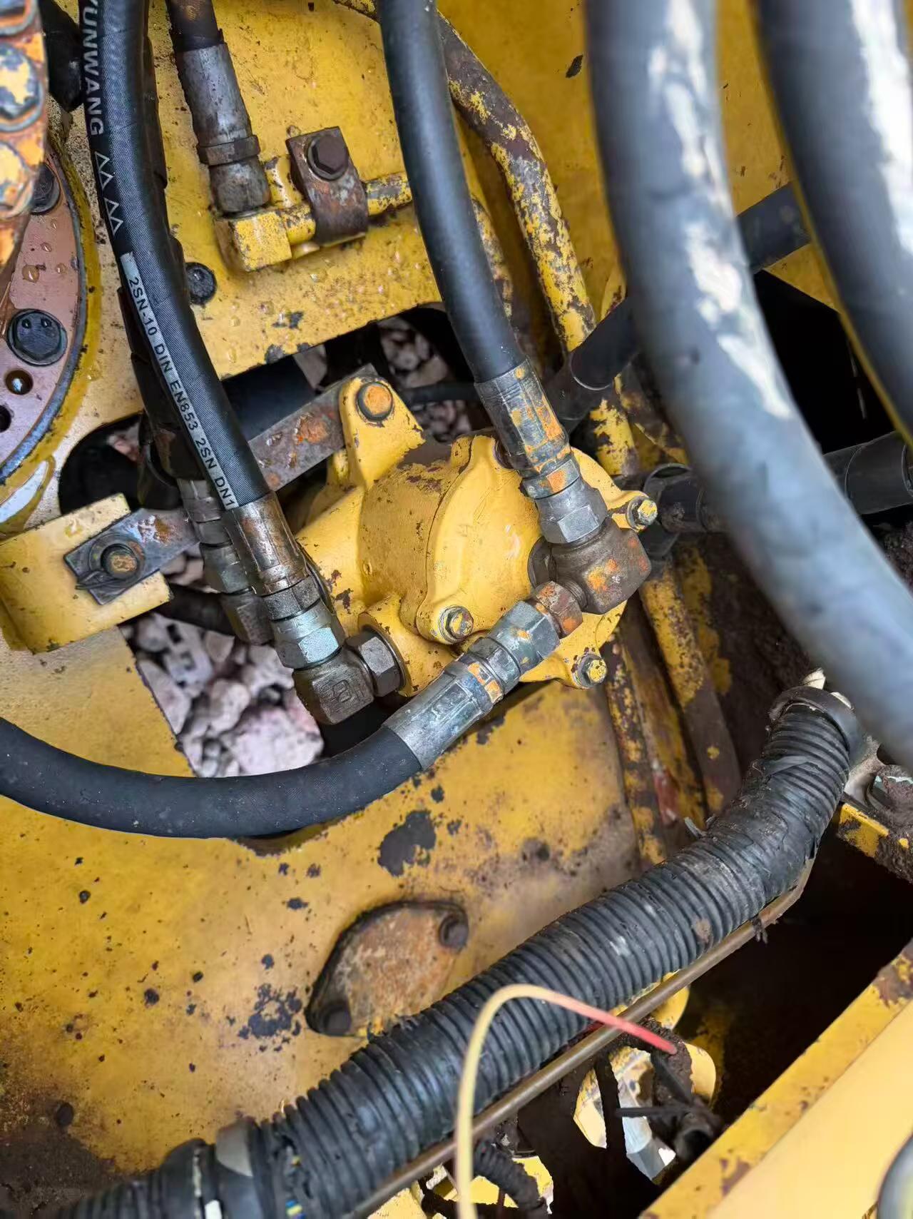 Buy Komatsu PC110-7 Used Excavator / 5