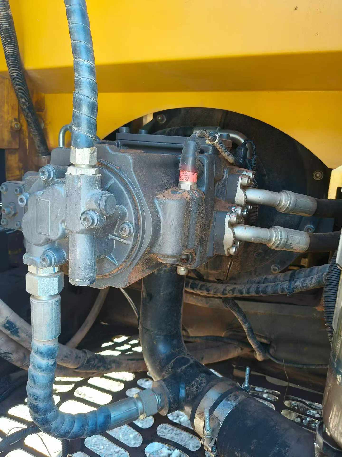 Buy Sany SY135 Used Excavator / 9
