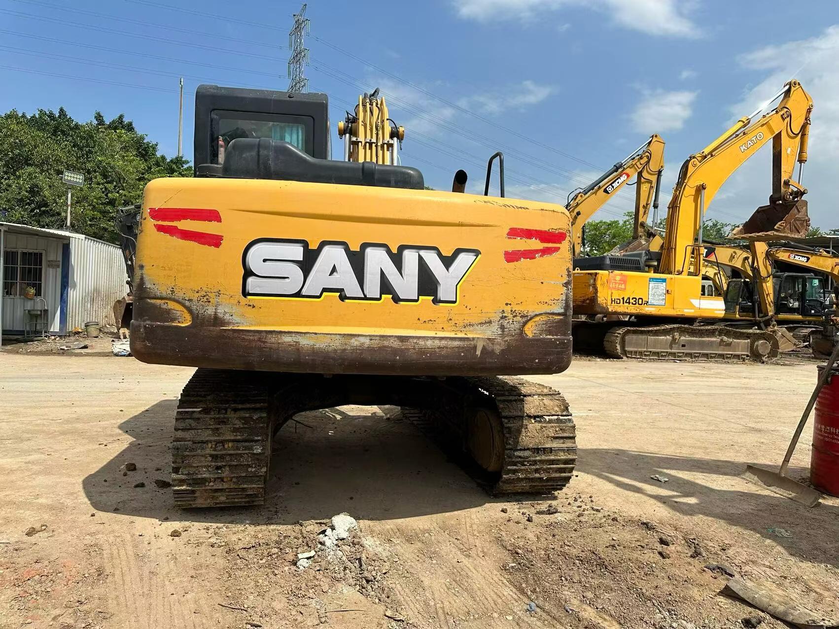 Buy Sany SY135 Used Excavator / 4