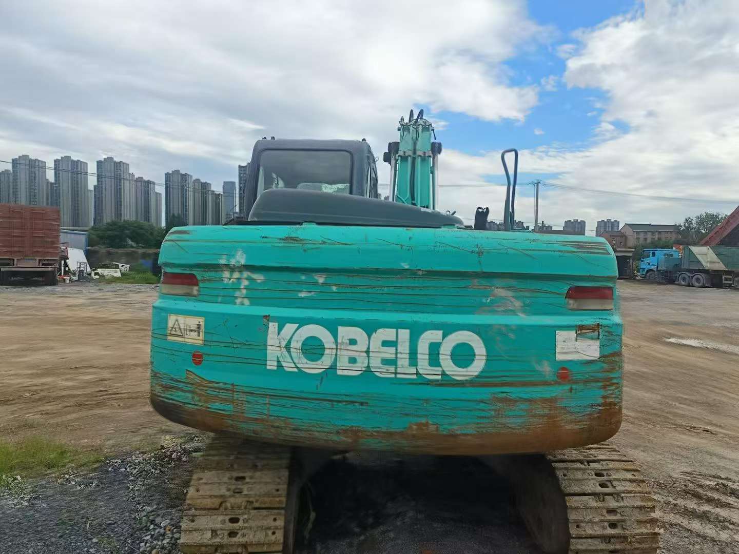 Buy Kobelco SK130 Used Excavator / 2 Buy Kobelco SK130 Used Excavator / 2