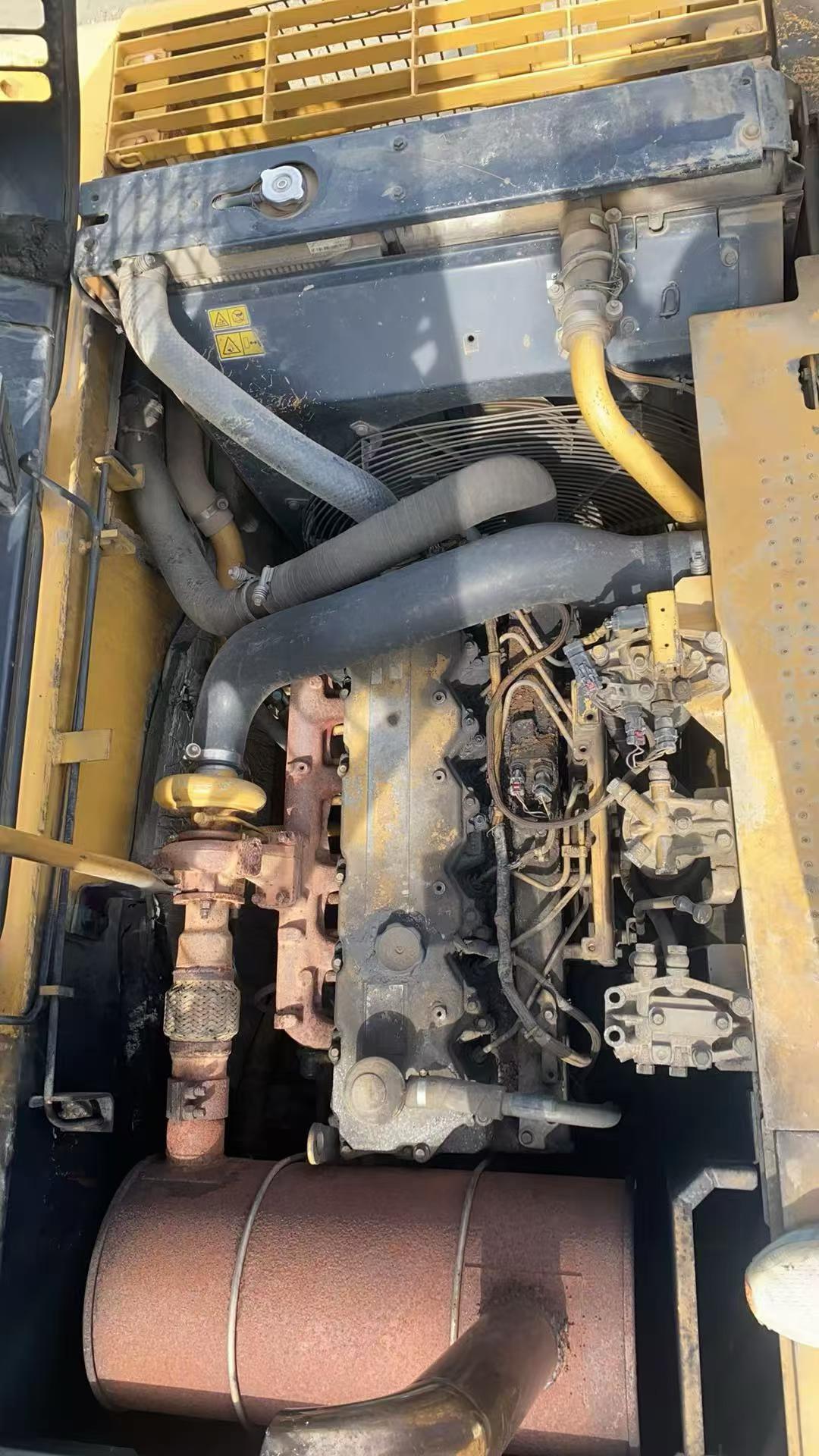 Compre Excavadora Caterpillar 323 Usada / 4 Compre Excavadora Caterpillar 323 Usada / 4