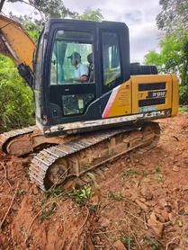 Buy Sany SY135 Used Excavator / 3 Buy Sany SY135 Used Excavator / 3