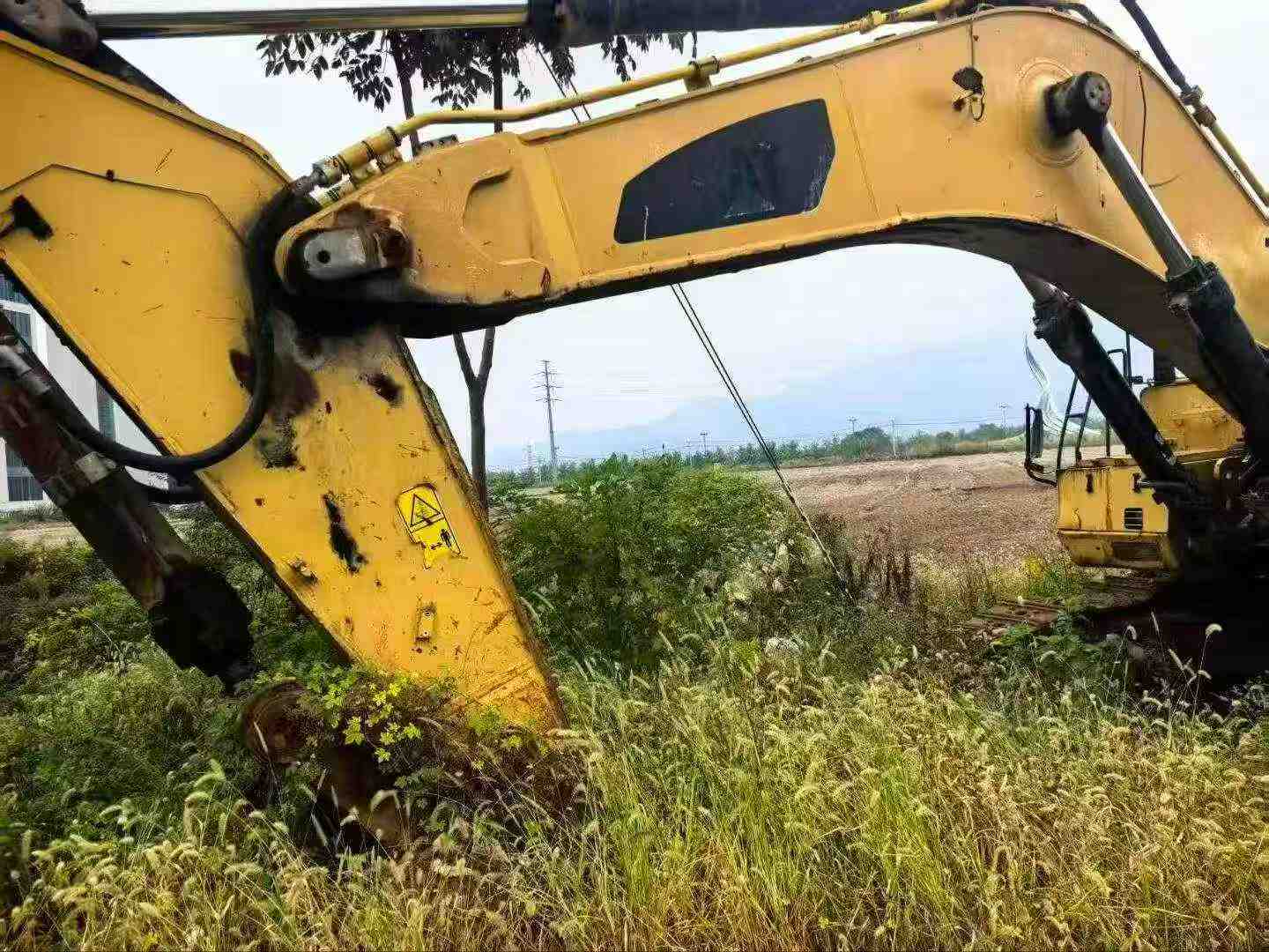 Buy Caterpillar 374D Used Excavator / 5