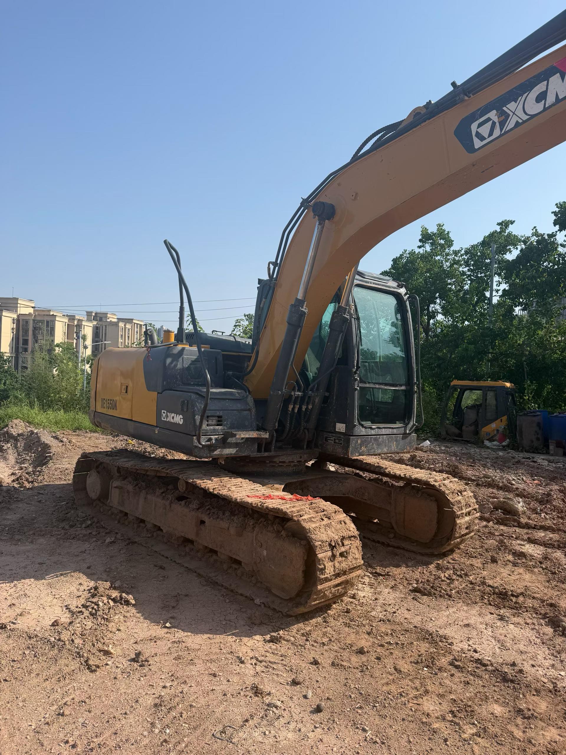 Buy XCMG XE135B Used Excavator / 2