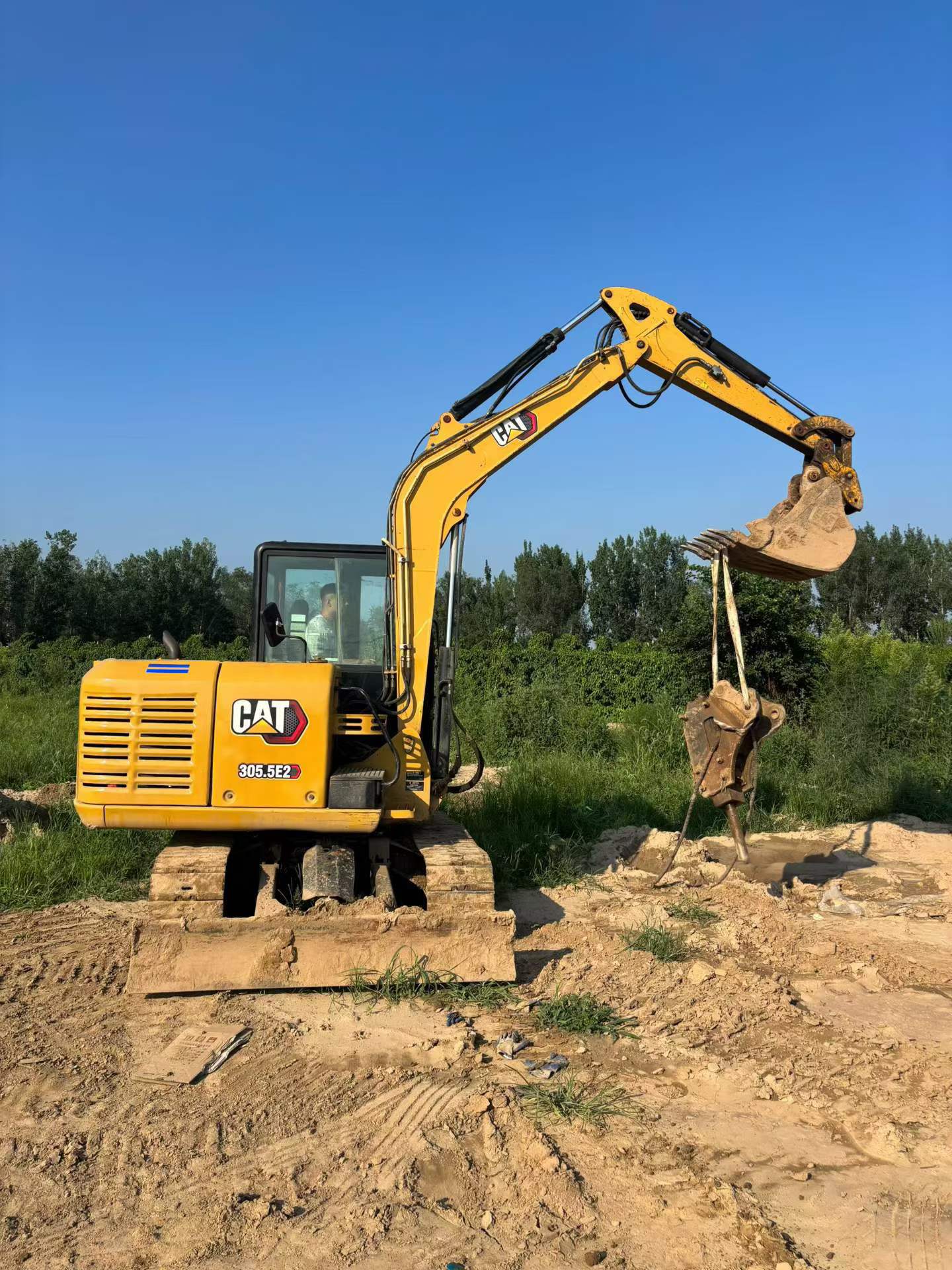 Buy Caterpillar 305.5 Used Excavator / 2 Buy Caterpillar 305.5 Used Excavator / 2