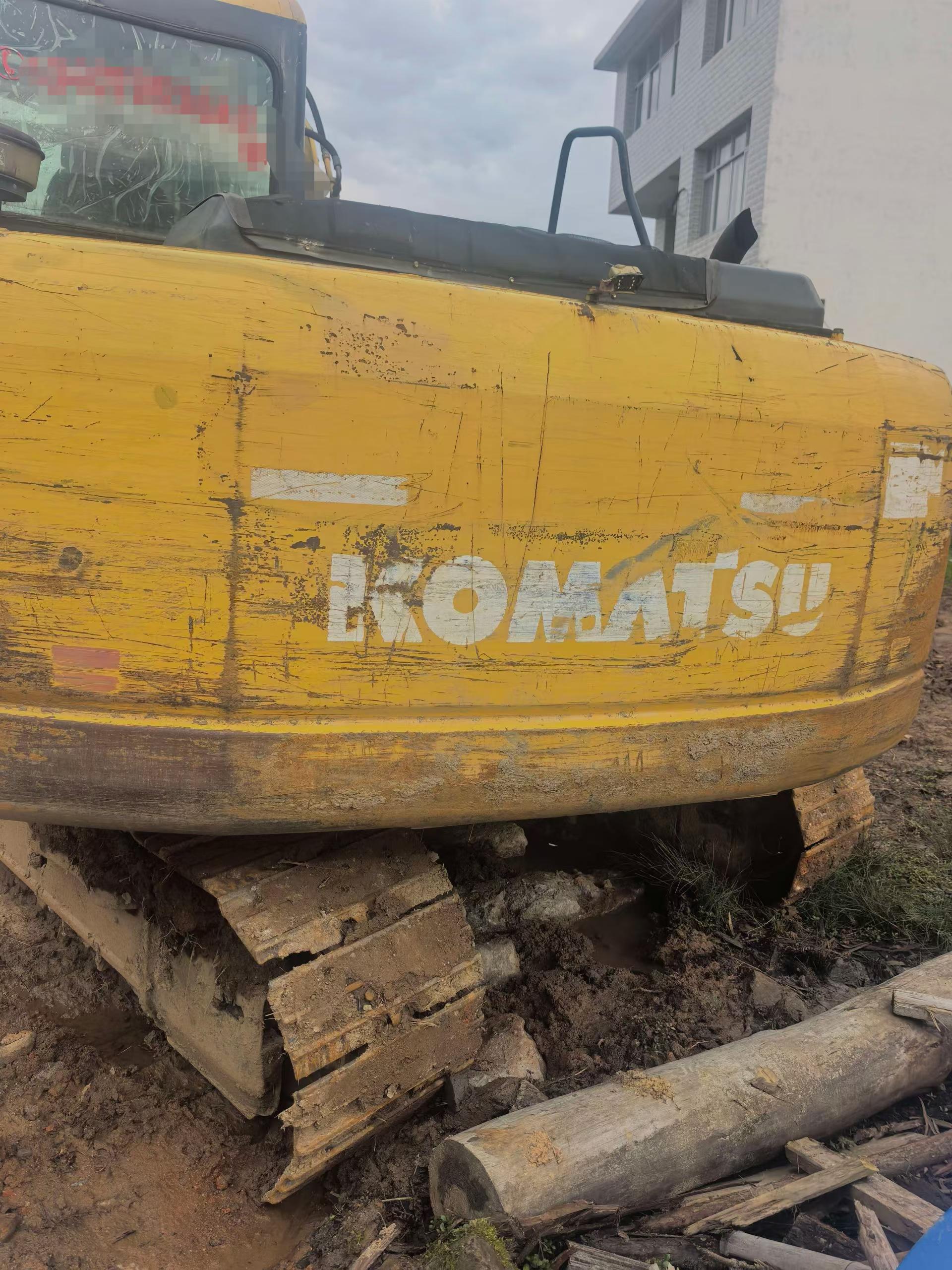 Buy Komatsu PC130-7 Used Excavator / 6