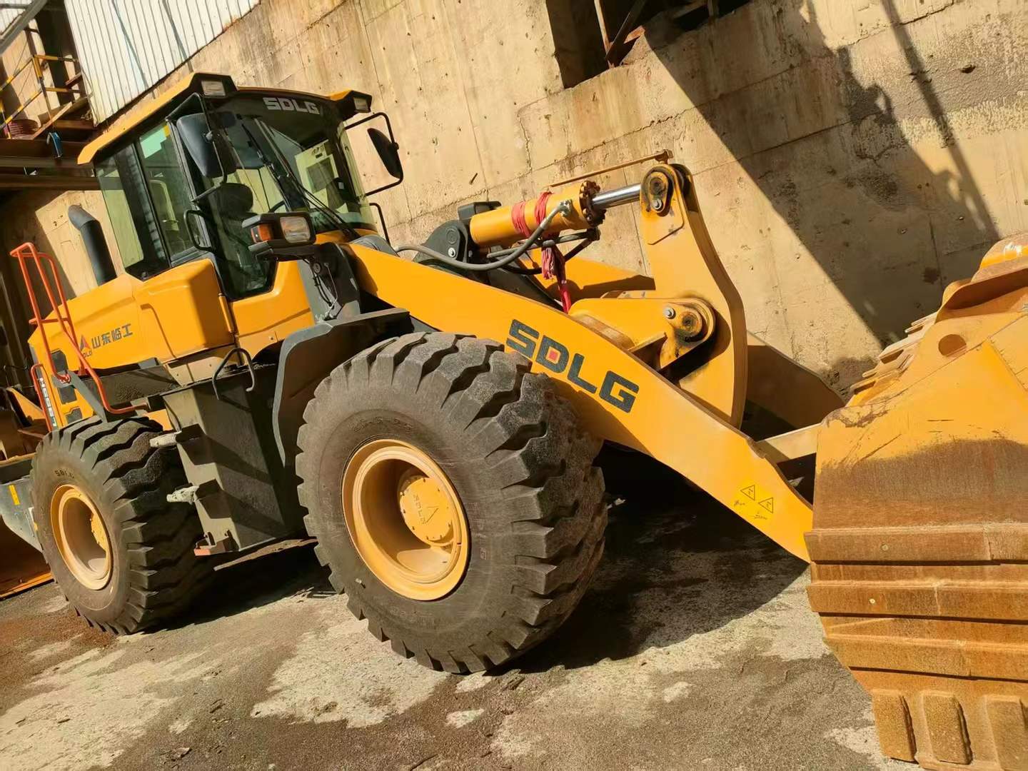 Buy SDLG L955 Used Loader Buy SDLG L955 Used Loader
