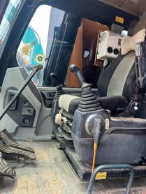 Buy Hyundai R215-7 Used Excavator / 7 Buy Hyundai R215-7 Used Excavator / 7