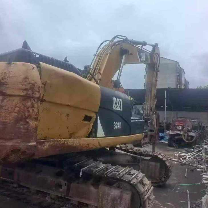 Buy Caterpillar 324D Used Excavator / 1
