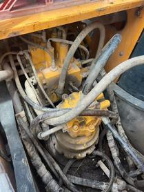 Buy Hyundai R215-7 Used Excavator / 4 Buy Hyundai R215-7 Used Excavator / 4
