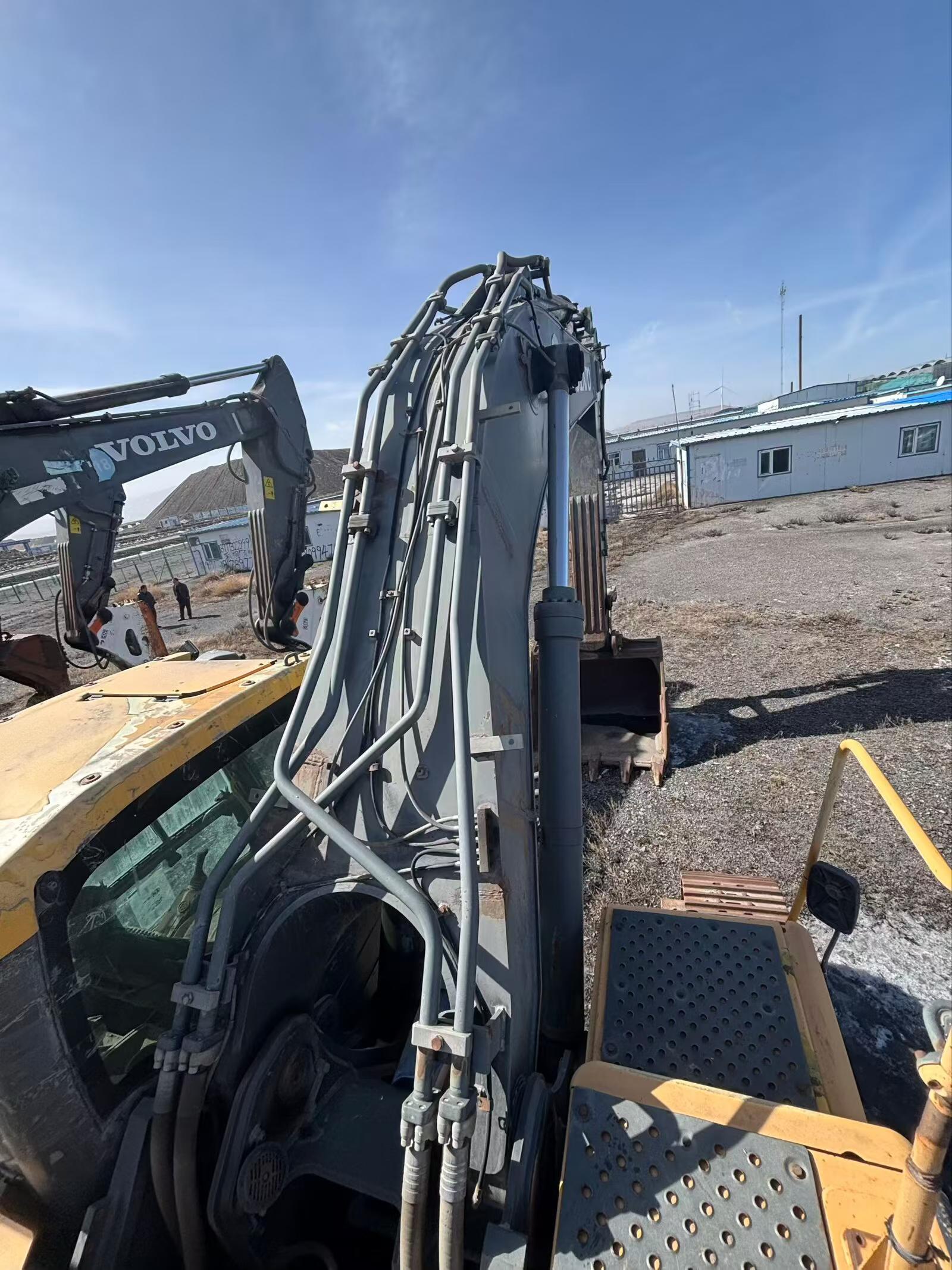 Buy Volvo EC480D Used Excavator / 3 Buy Volvo EC480D Used Excavator / 3