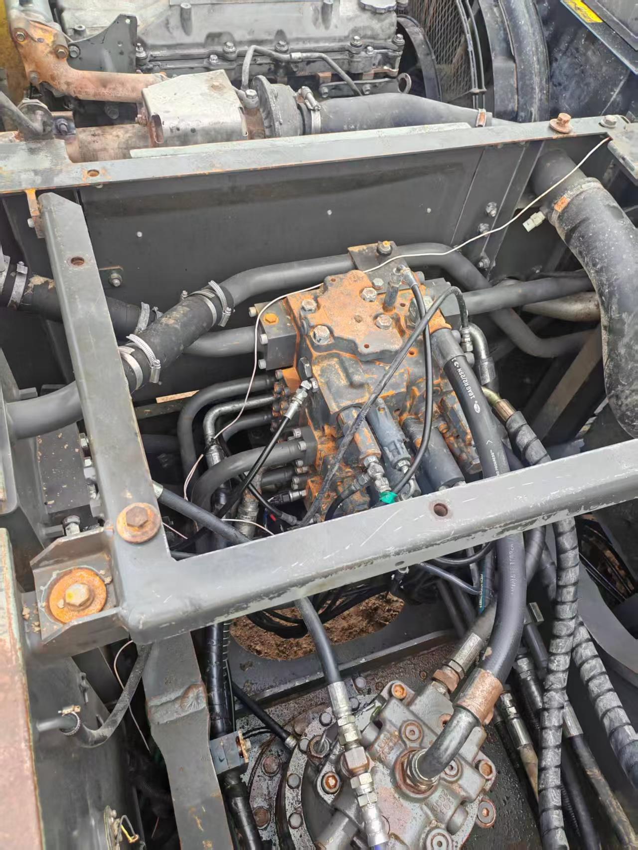 Buy Sumitomo SH210-5 Used Excavator / 3 Buy Sumitomo SH210-5 Used Excavator / 3
