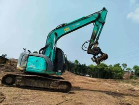 Buy Kobelco SK135 Used Excavator / 2 Buy Kobelco SK135 Used Excavator / 2