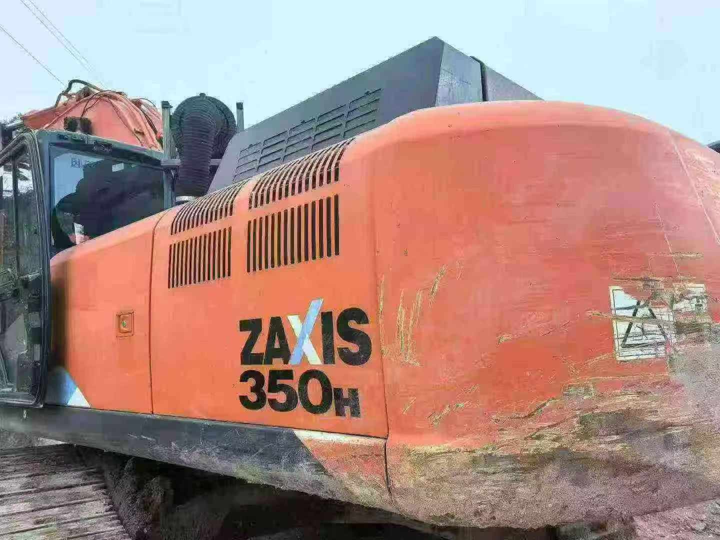 Buy Hitachi ZX330-5A Used Excavator / 2