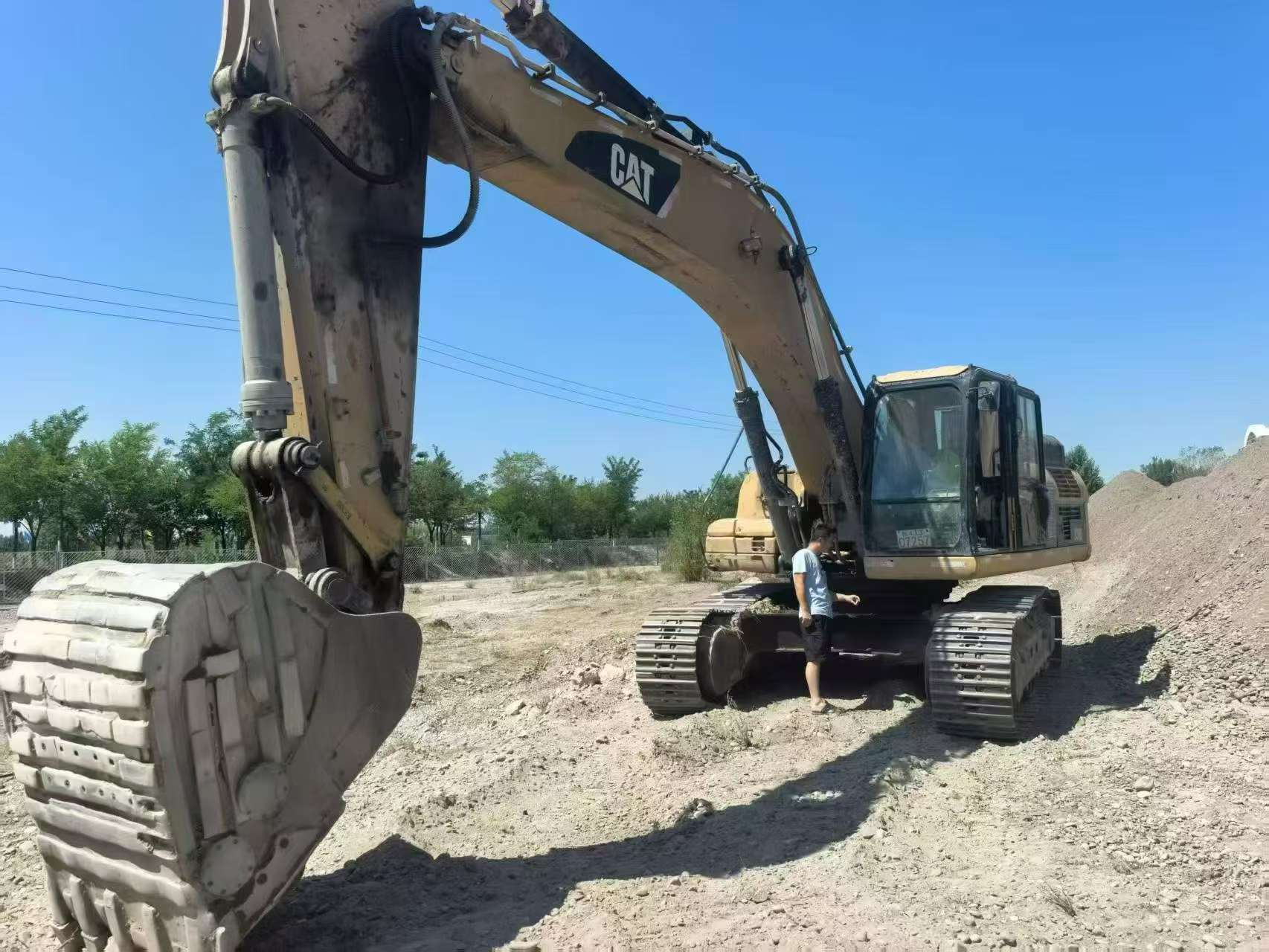Buy Caterpillar 330B Used Excavator / 2
