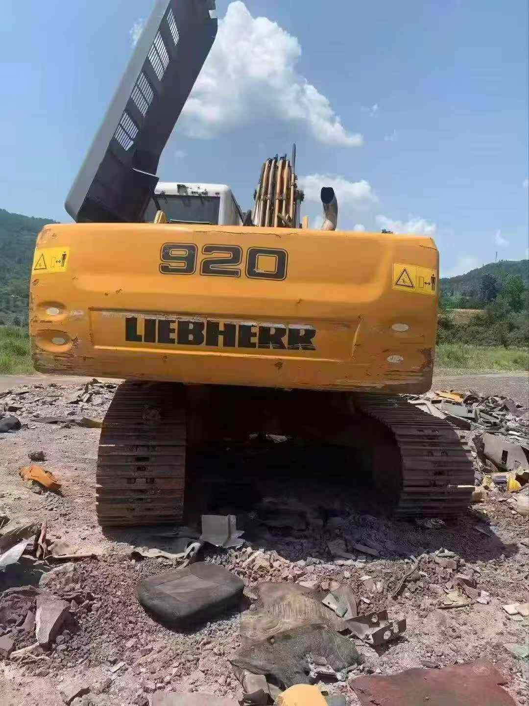 Buy Liebherr Used Excavator / 3