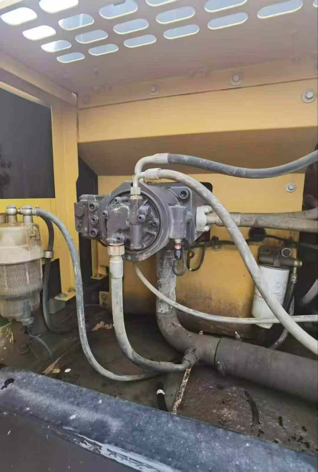 Buy Sany SY200C Used Excavator / 3