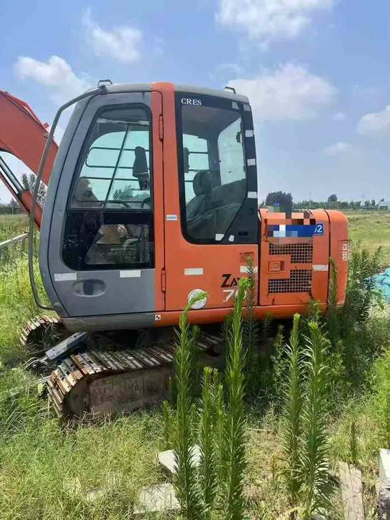 Buy Hitachi ZX60 Used Excavator / 1