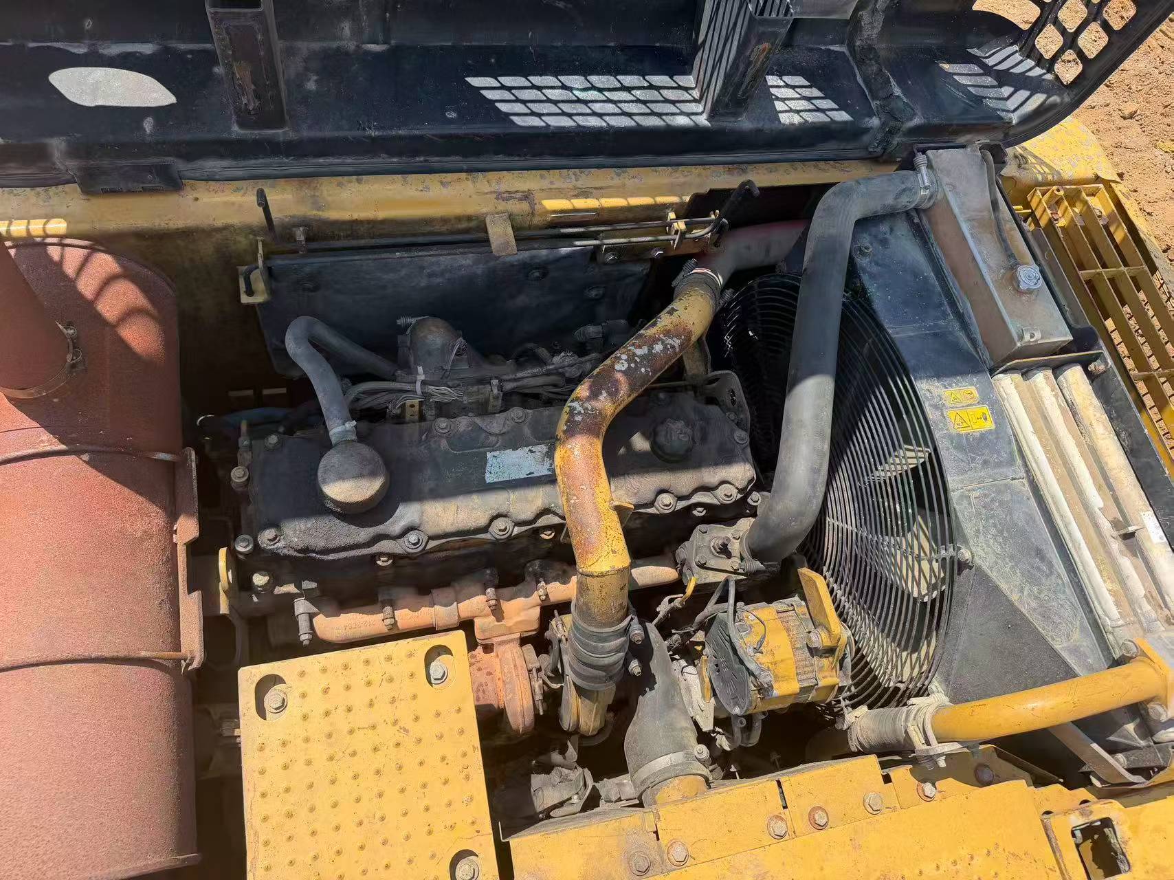 Buy Caterpillar 329D Used Excavator / 4