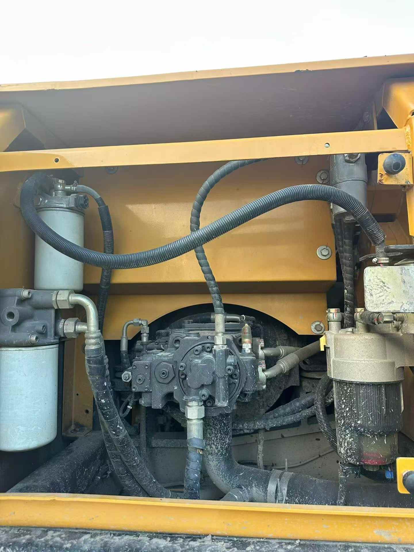 Buy Sany SY135C Used Excavator / 5
