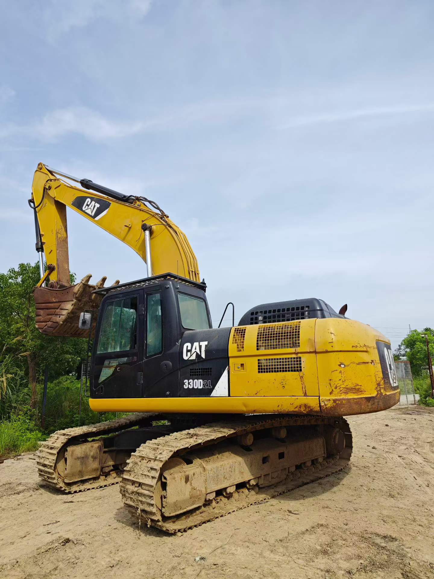 Buy Caterpillar 330B Used Excavator / 2 Buy Caterpillar 330B Used Excavator / 2