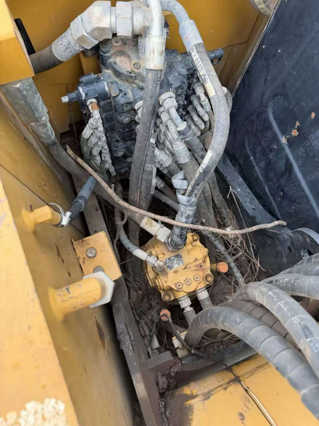 Buy Sany SY75 Used Excavator / 9 Buy Sany SY75 Used Excavator / 9