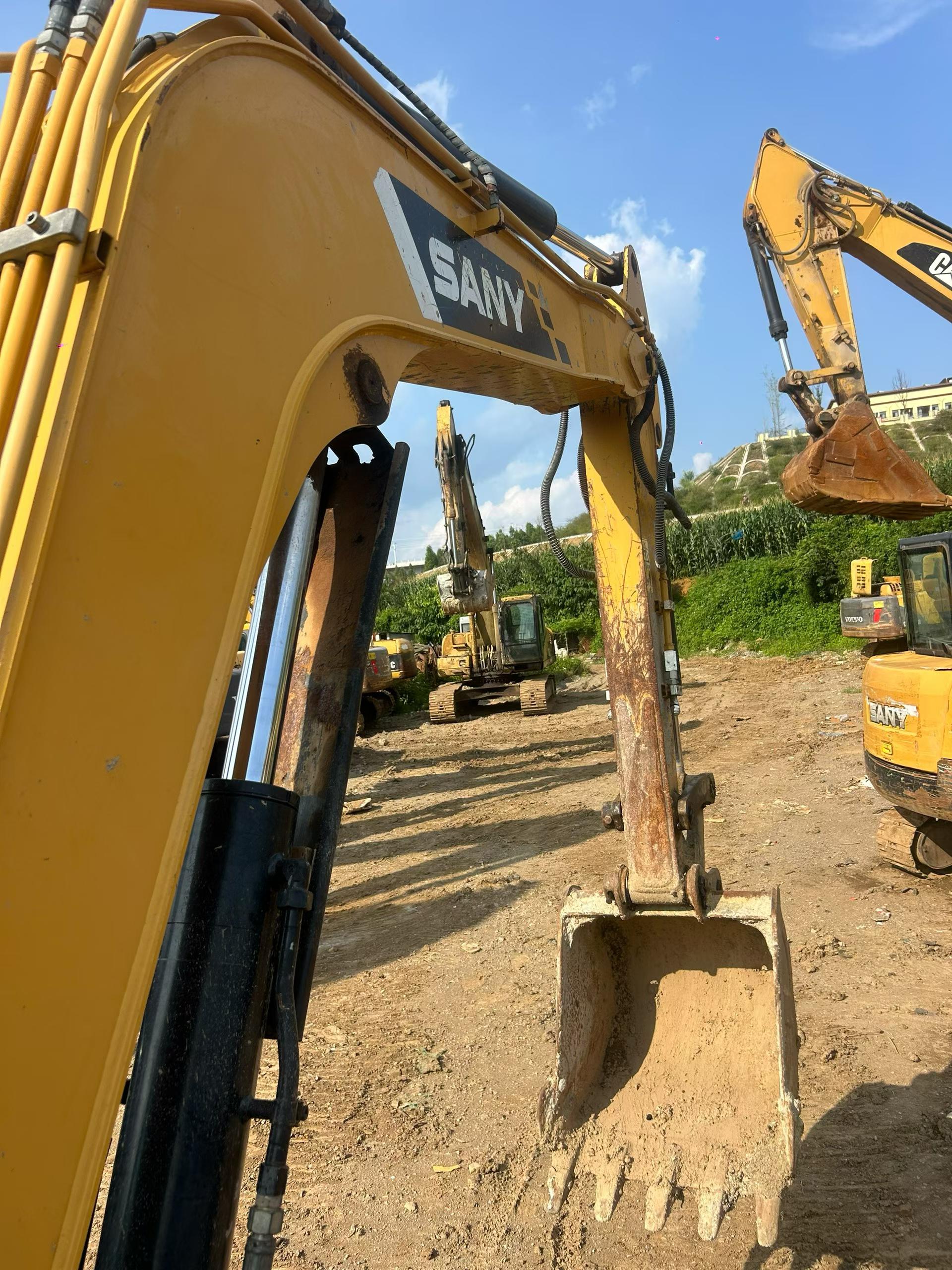 Buy Sany SY60 Used Excavator / 9
