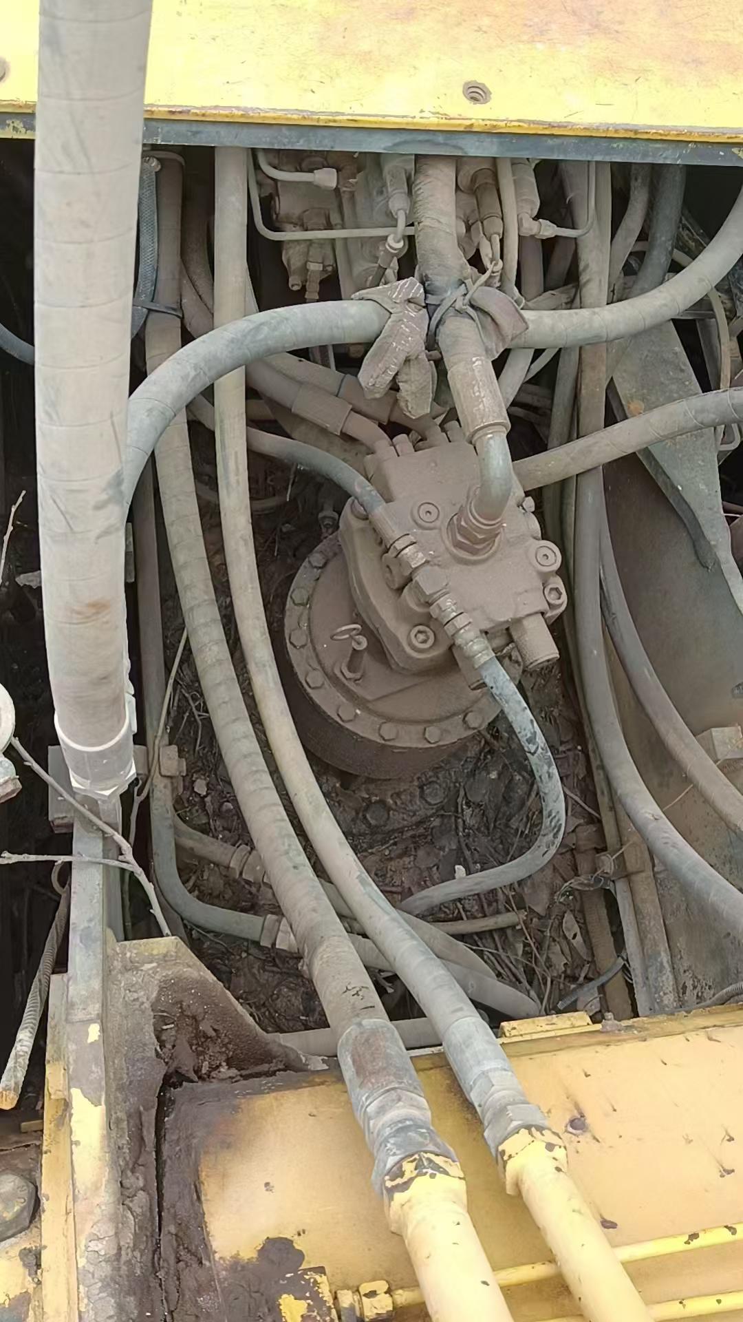 Buy Sumitomo SH200-3 Used Excavator / 3
