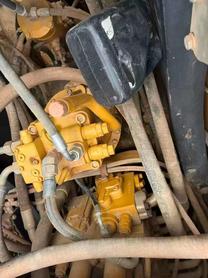 Buy Sany SY205C Used Excavator / 4 Buy Sany SY205C Used Excavator / 4