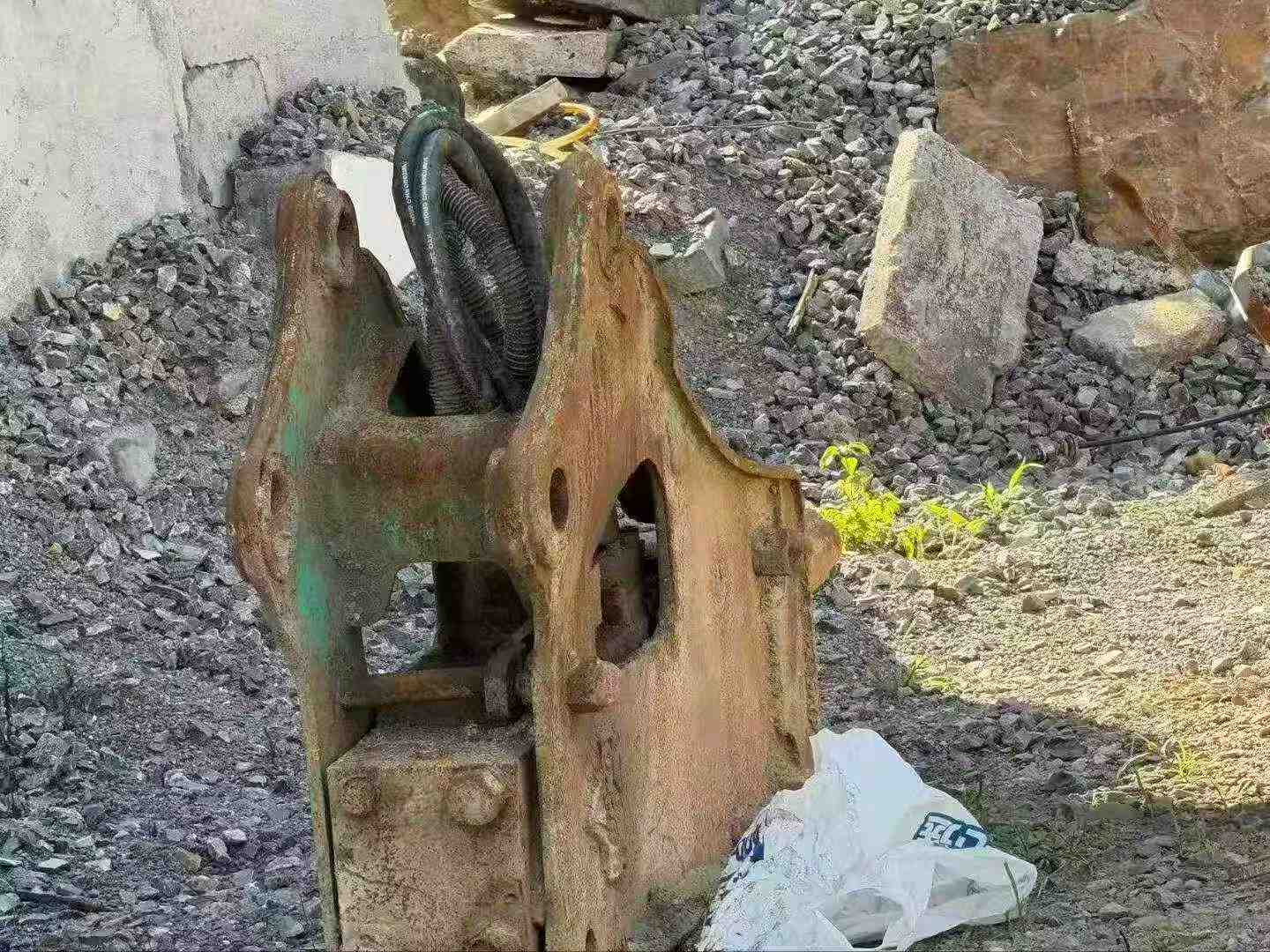 Buy Caterpillar CT150-8 Used Excavator / 2 Buy Caterpillar CT150-8 Used Excavator / 2