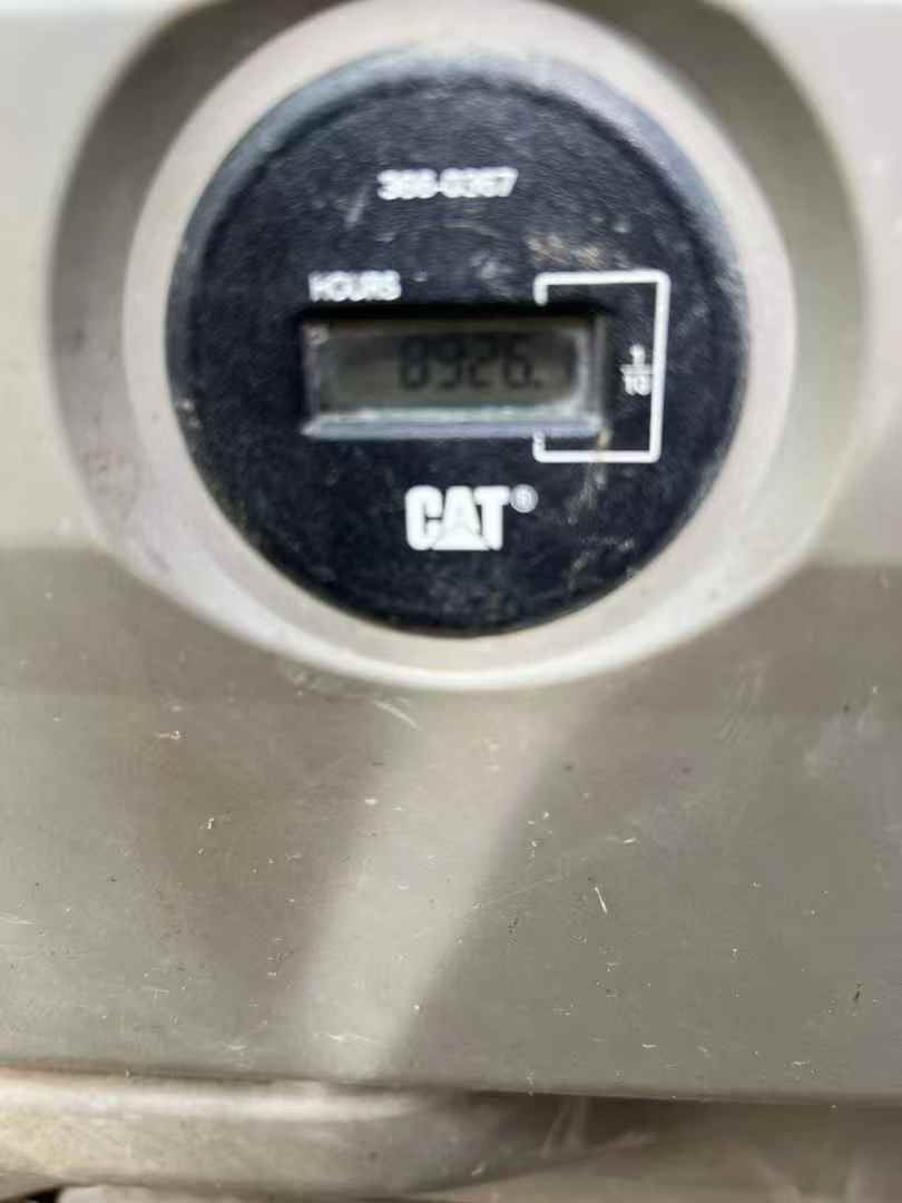 Buy Caterpillar 374D Used Excavator / 8