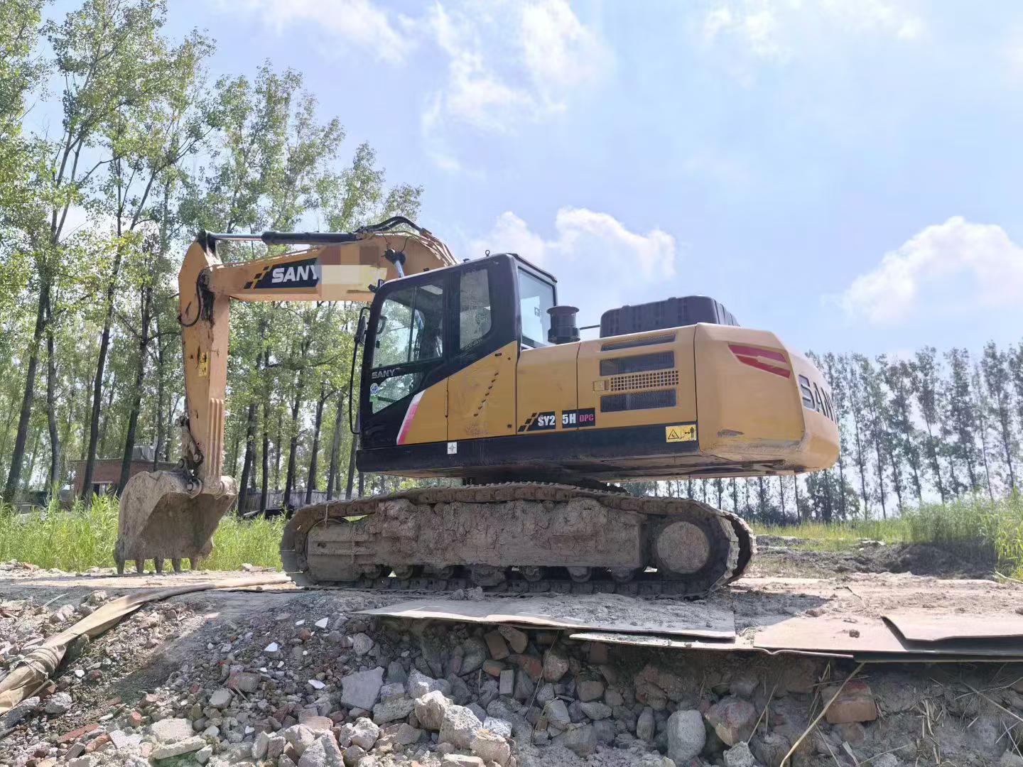 Buy Sany SY205C Used Excavator / 2
