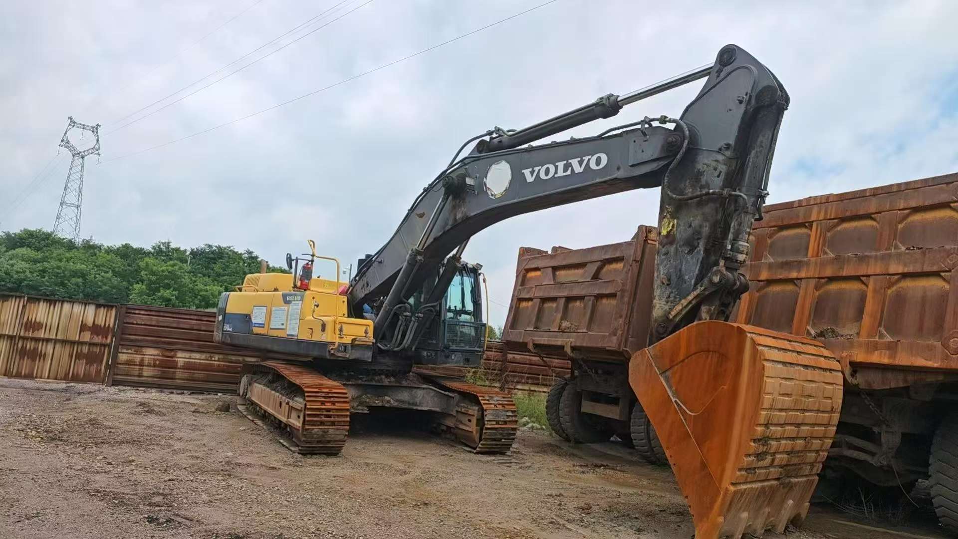 Buy Volvo EC480D Used Excavator / 6 Buy Volvo EC480D Used Excavator / 6