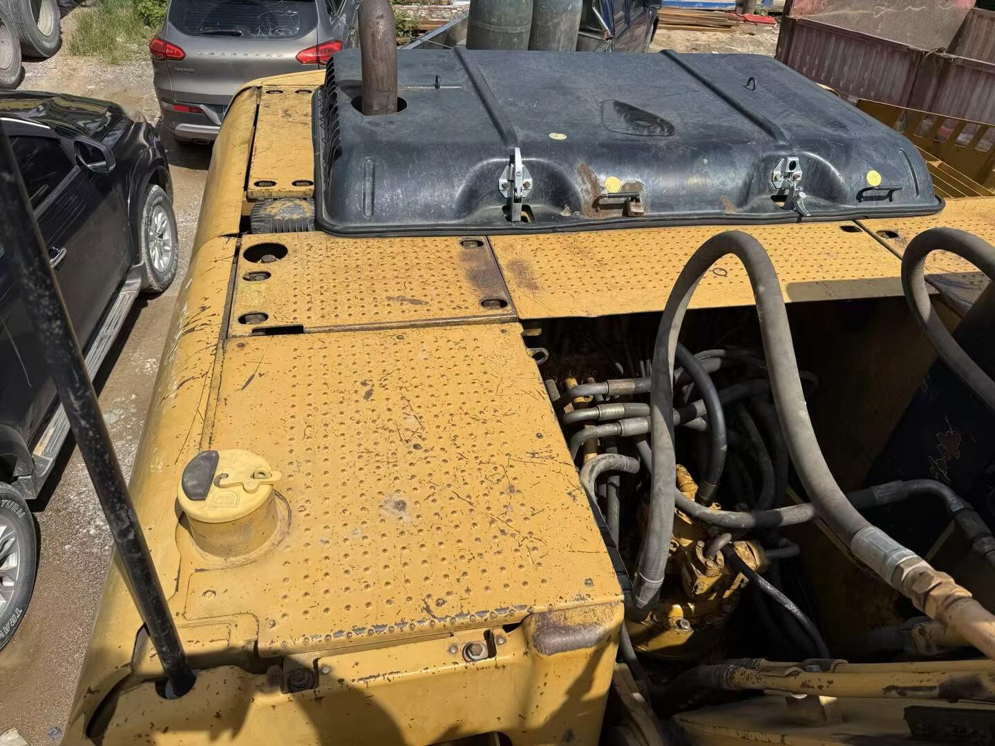 Buy Caterpillar 320D Used Excavator / 9