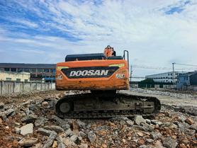 Buy Doosan DH220 Used Excavator / 4 Buy Doosan DH220 Used Excavator / 4
