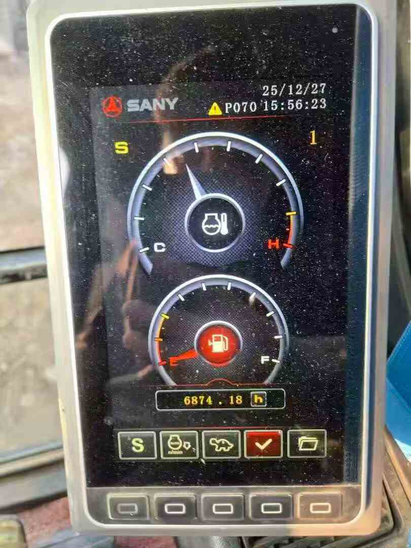 Buy Sany SY200C Used Excavator / 5