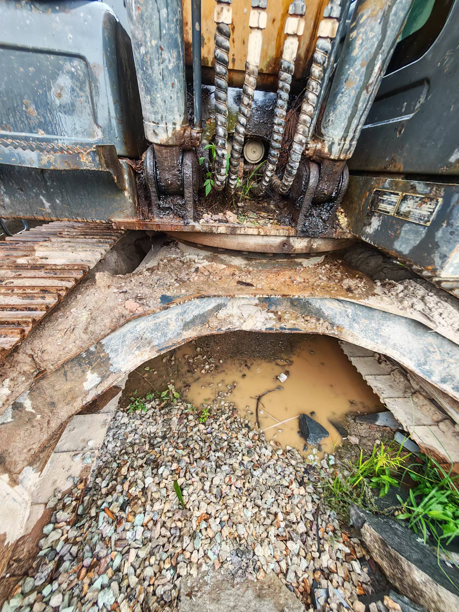 Buy XCMG XE135B Used Excavator / 6