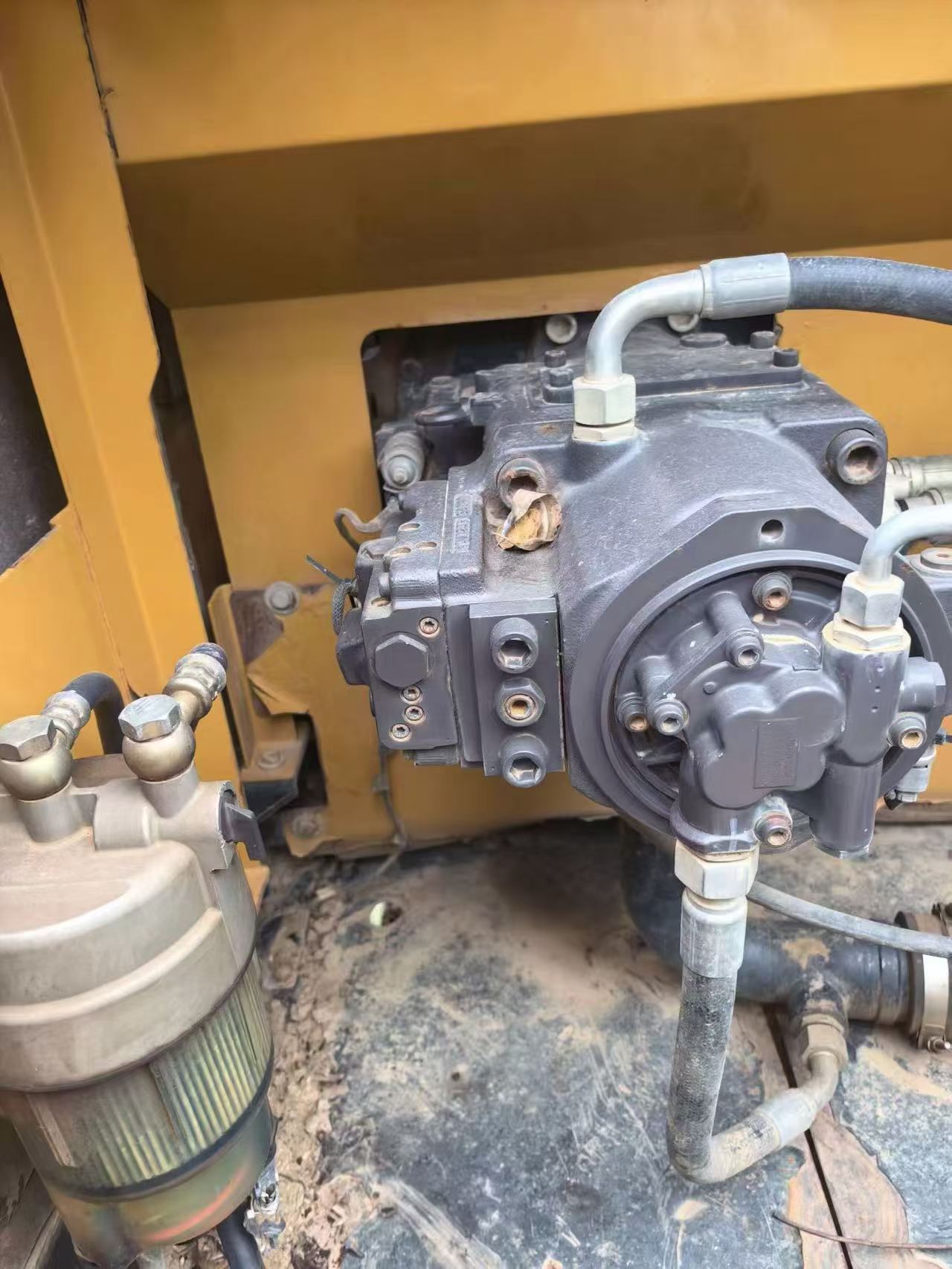 Buy Sany SY245H Used Excavator / 3