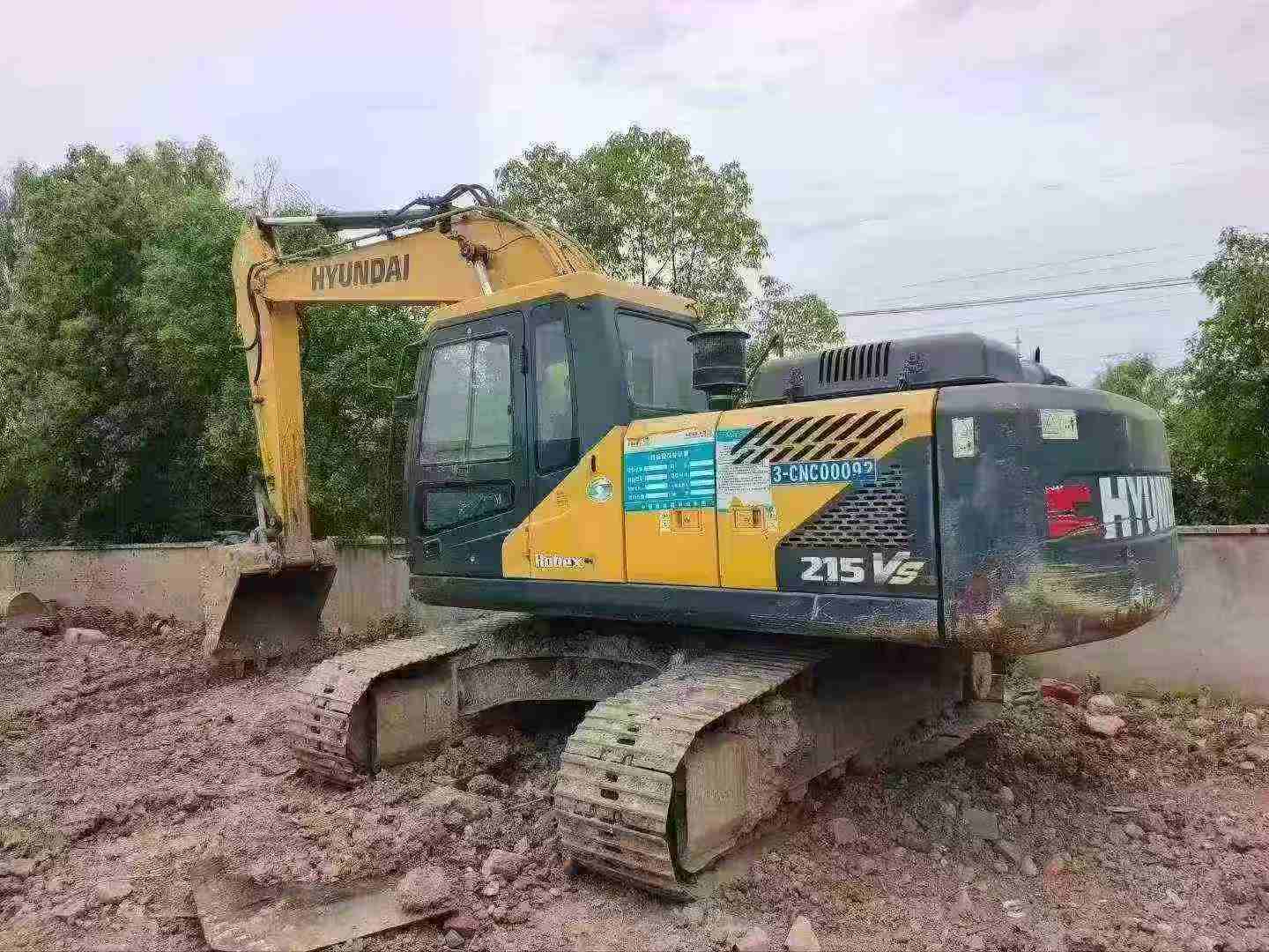 Buy Hyundai R215-7 Used Excavator / 7