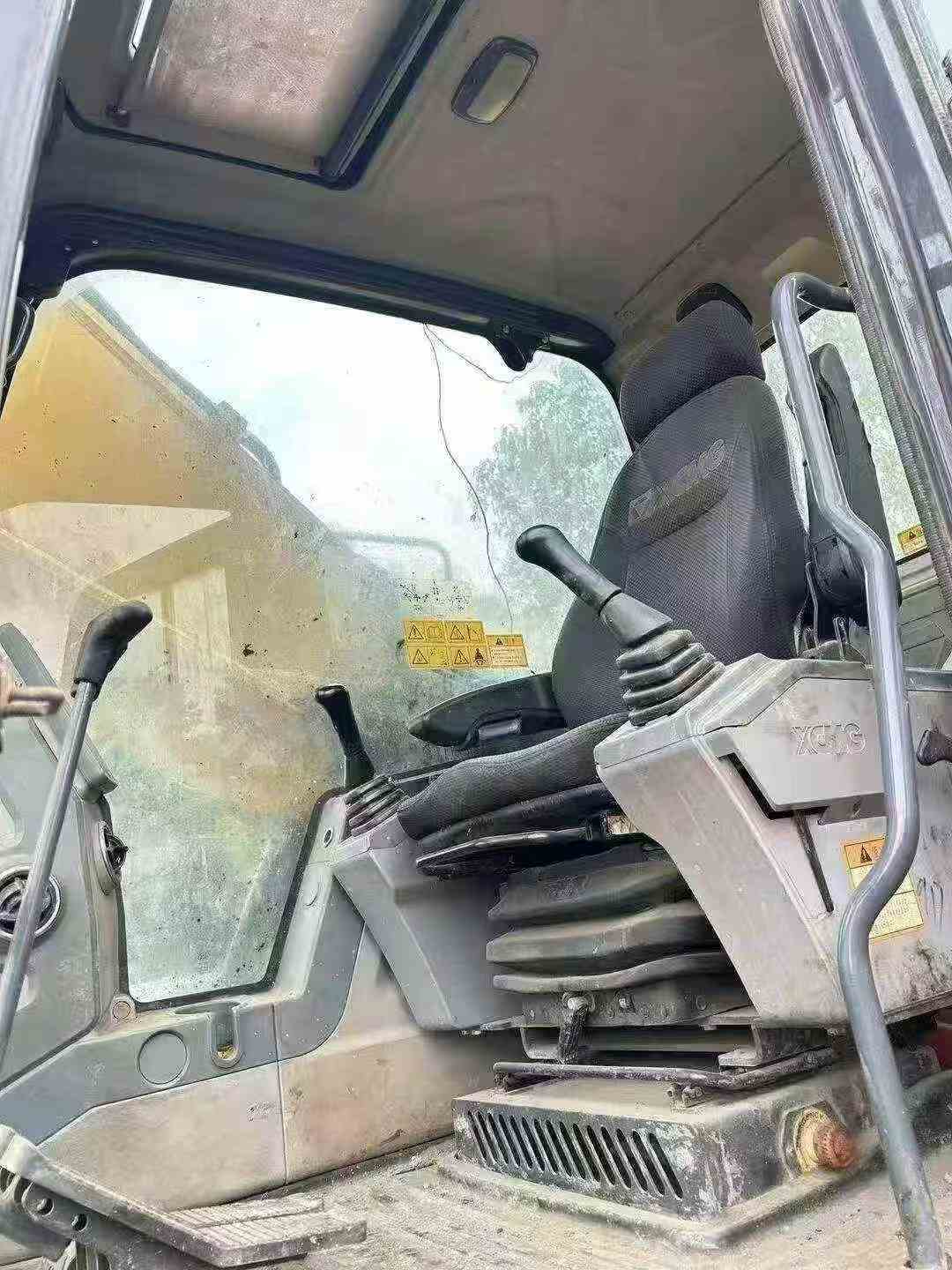 Buy XCMG XE370 Used Excavator / 5