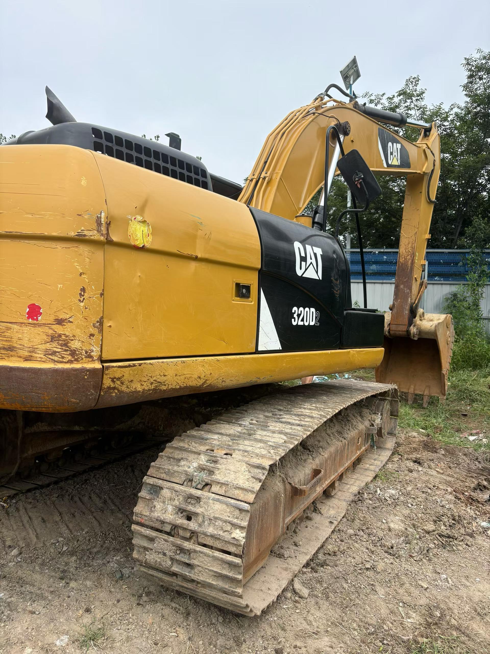 Buy Caterpillar 320D Used Excavator / 3