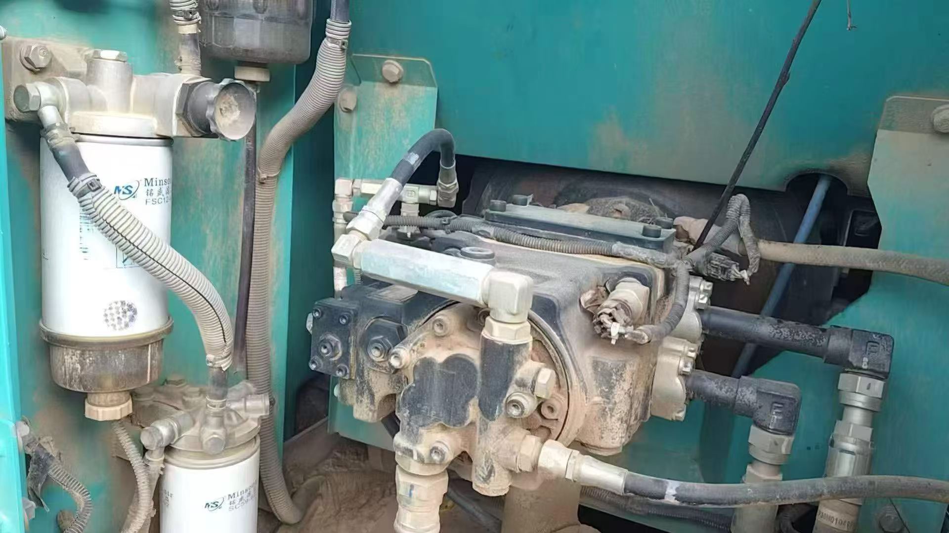 Buy Kobelco SK140 Used Excavator / 3