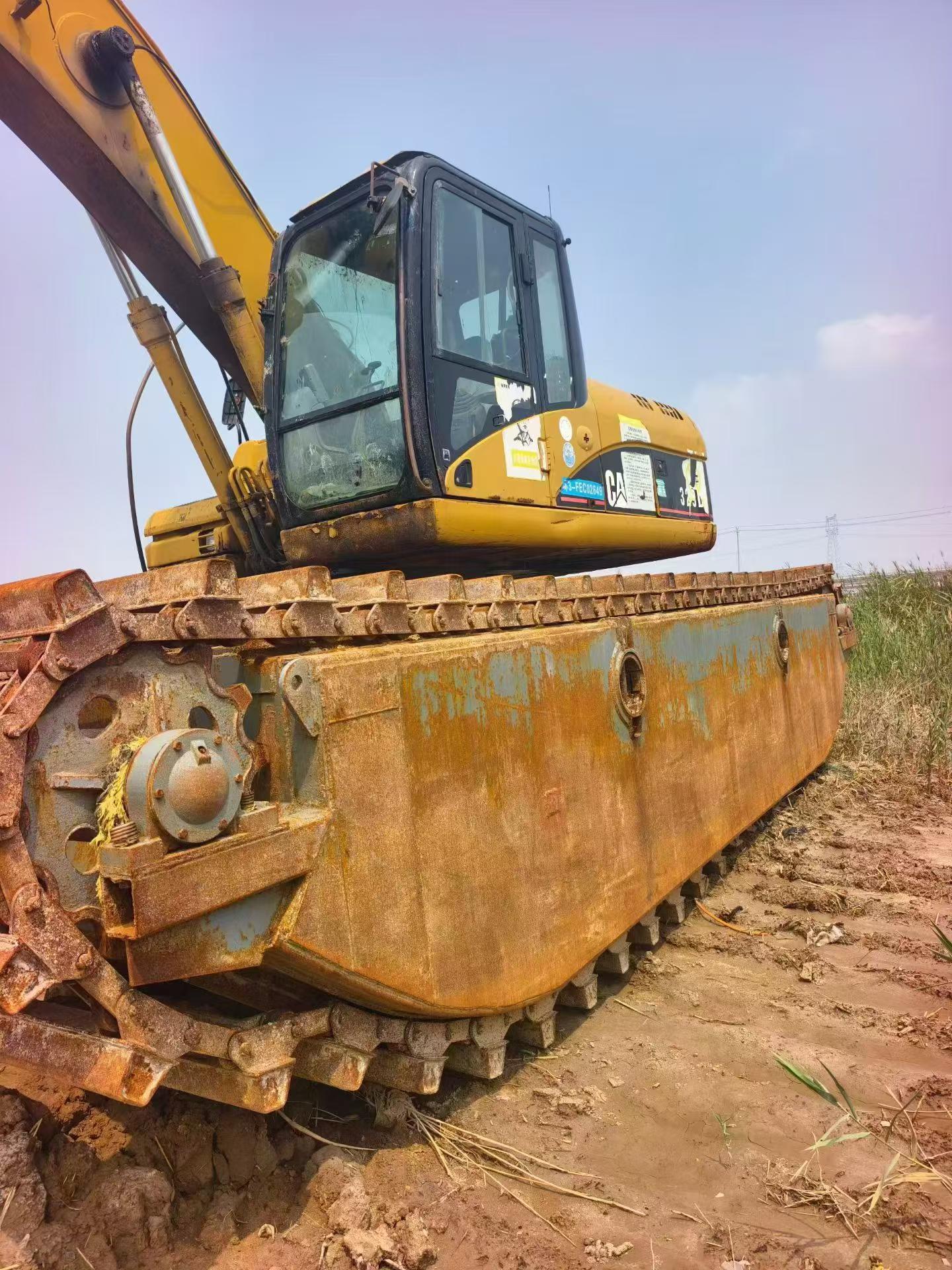 Купить Подержанный Экскаватор Caterpillar 320D / 2 Купить Подержанный Экскаватор Caterpillar 320D / 2