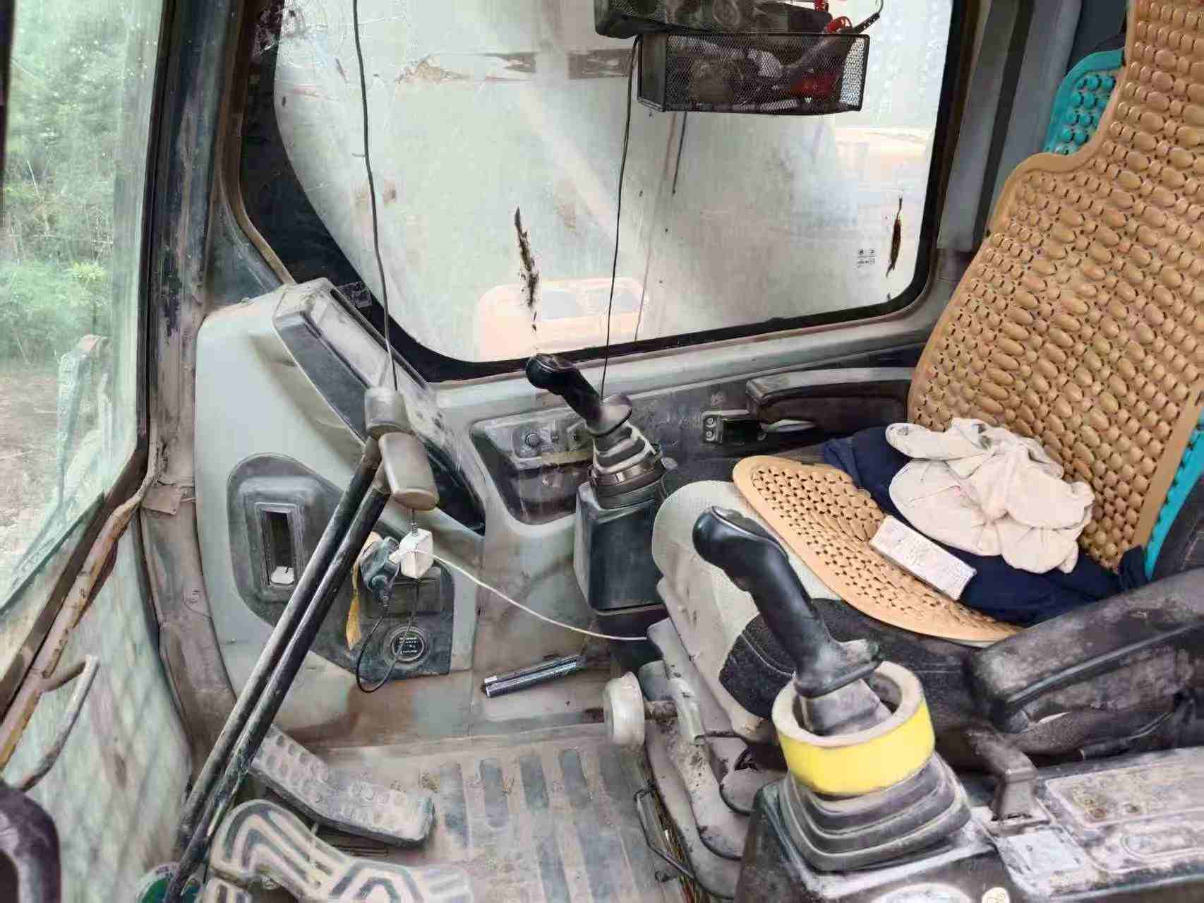 Buy Hyundai R215-7 Used Excavator / 6