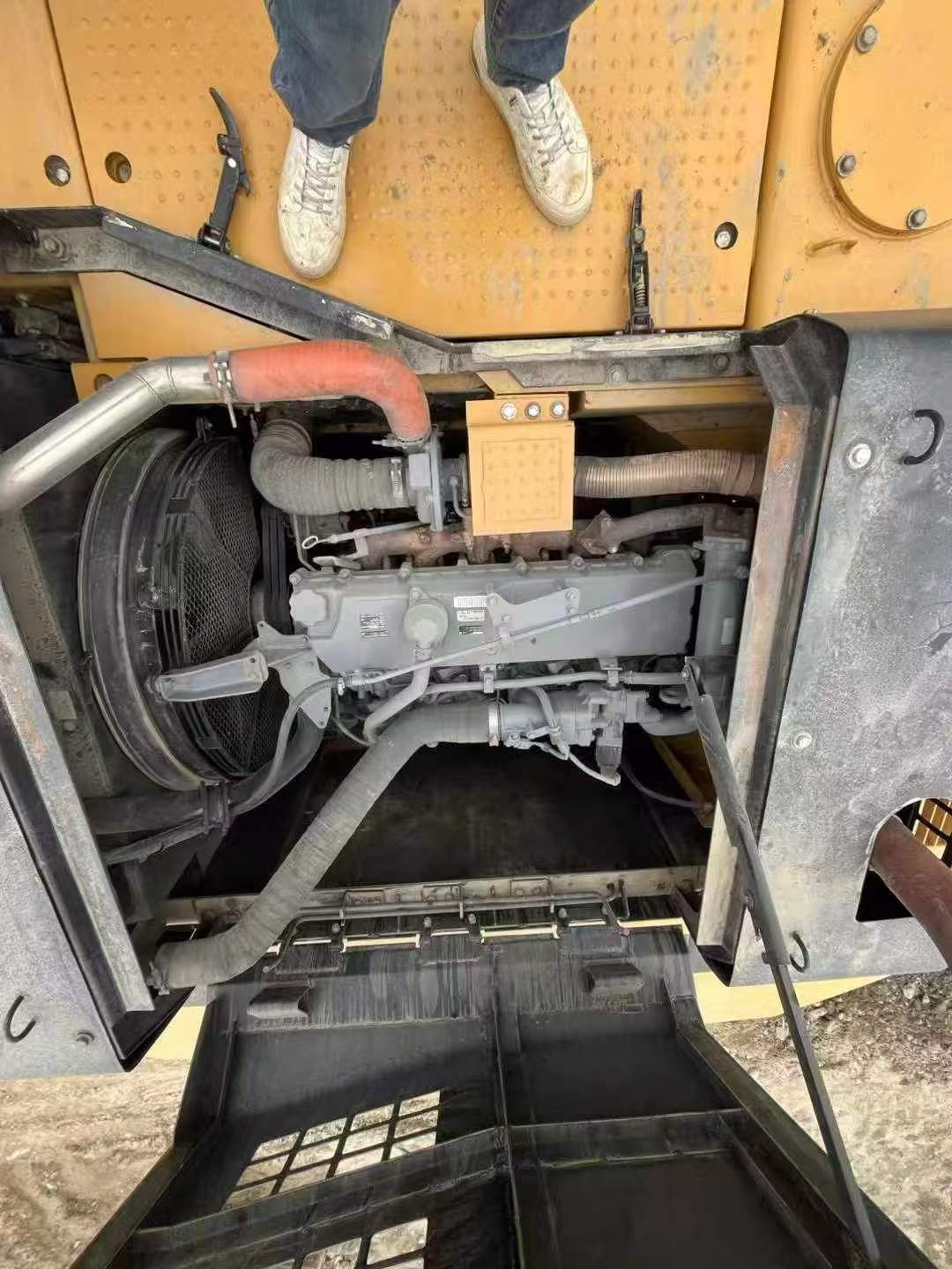 Buy Sany SY305C Used Excavator / 3 Buy Sany SY305C Used Excavator / 3