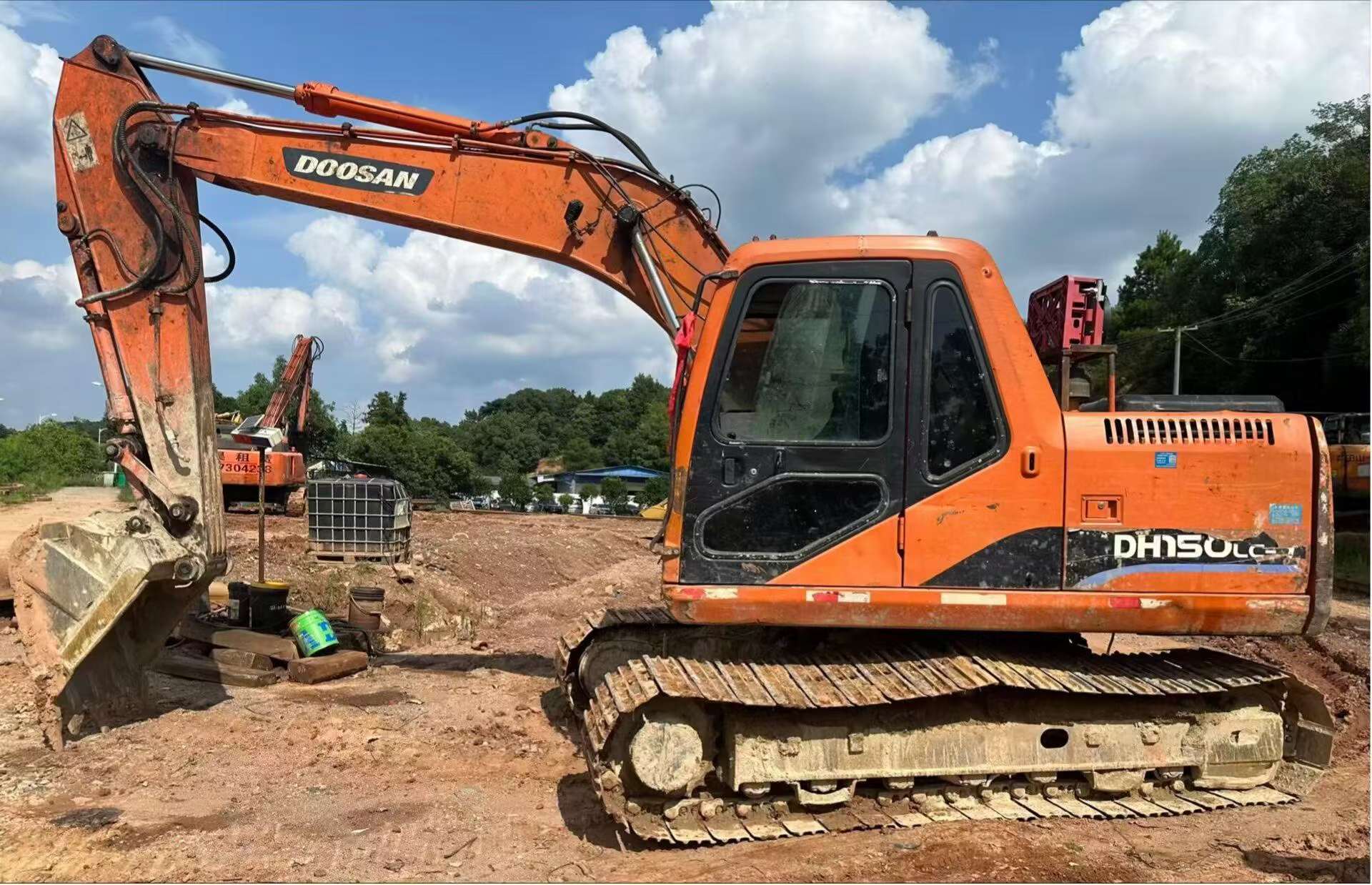 Buy Doosan DH150 Used Excavator / 2 Buy Doosan DH150 Used Excavator / 2